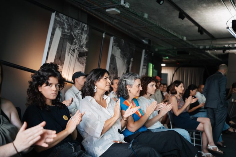Público a aplaudir no Porto Innovation Hub